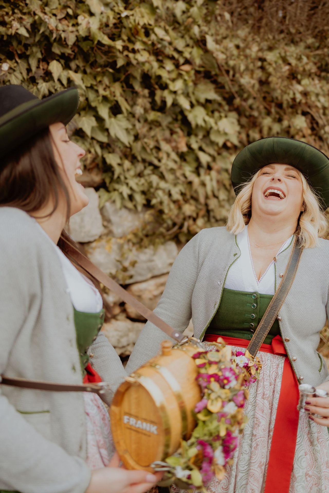 Marketenderinnen — Lachen und Gemeinschaft